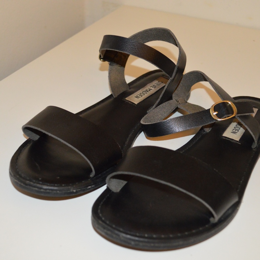 DONDDI black leather sandals Steve Madden - Picture 2 of 4